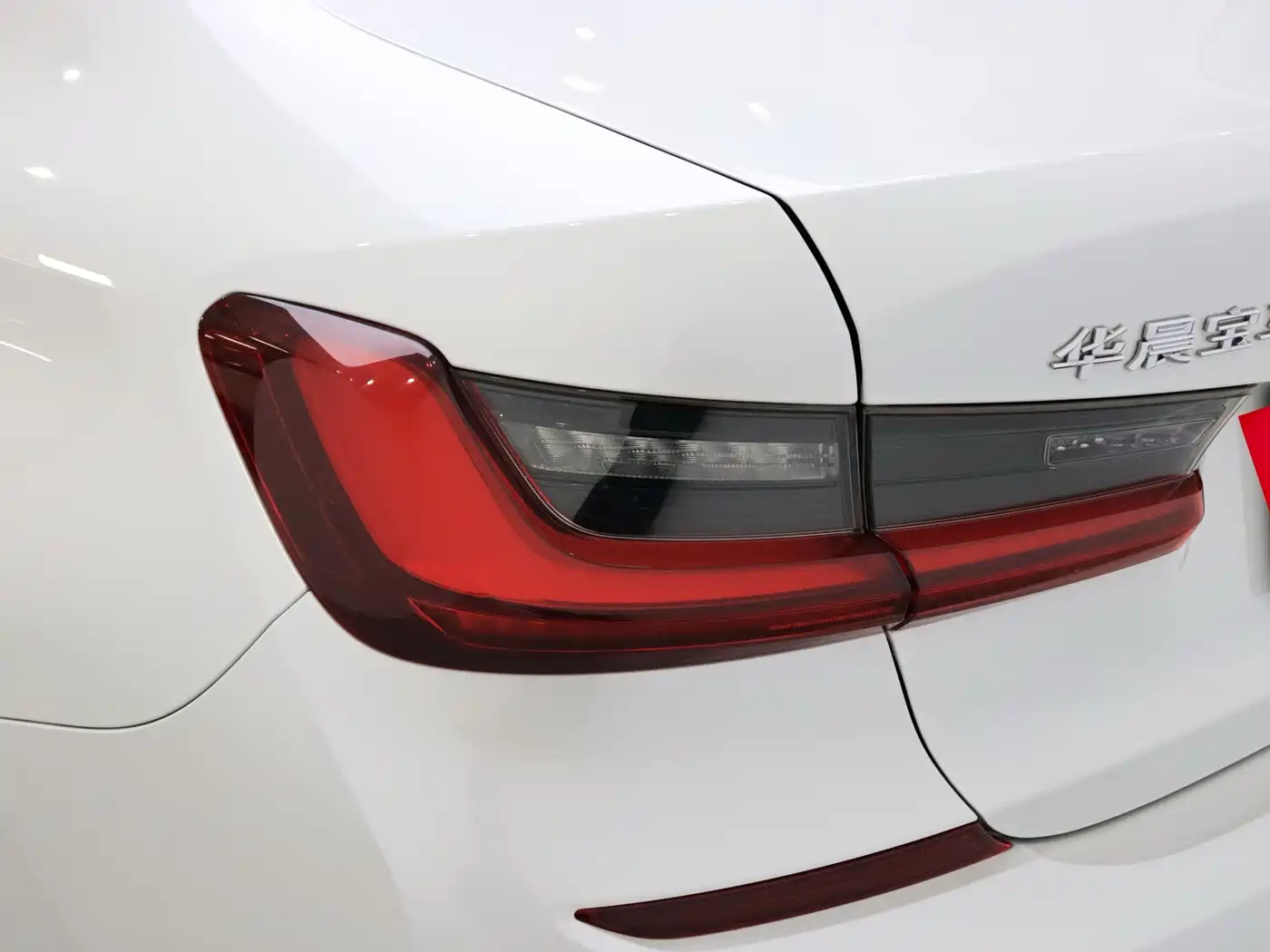 BMW 3 Series 2022 325Li M Sport Package фото 7