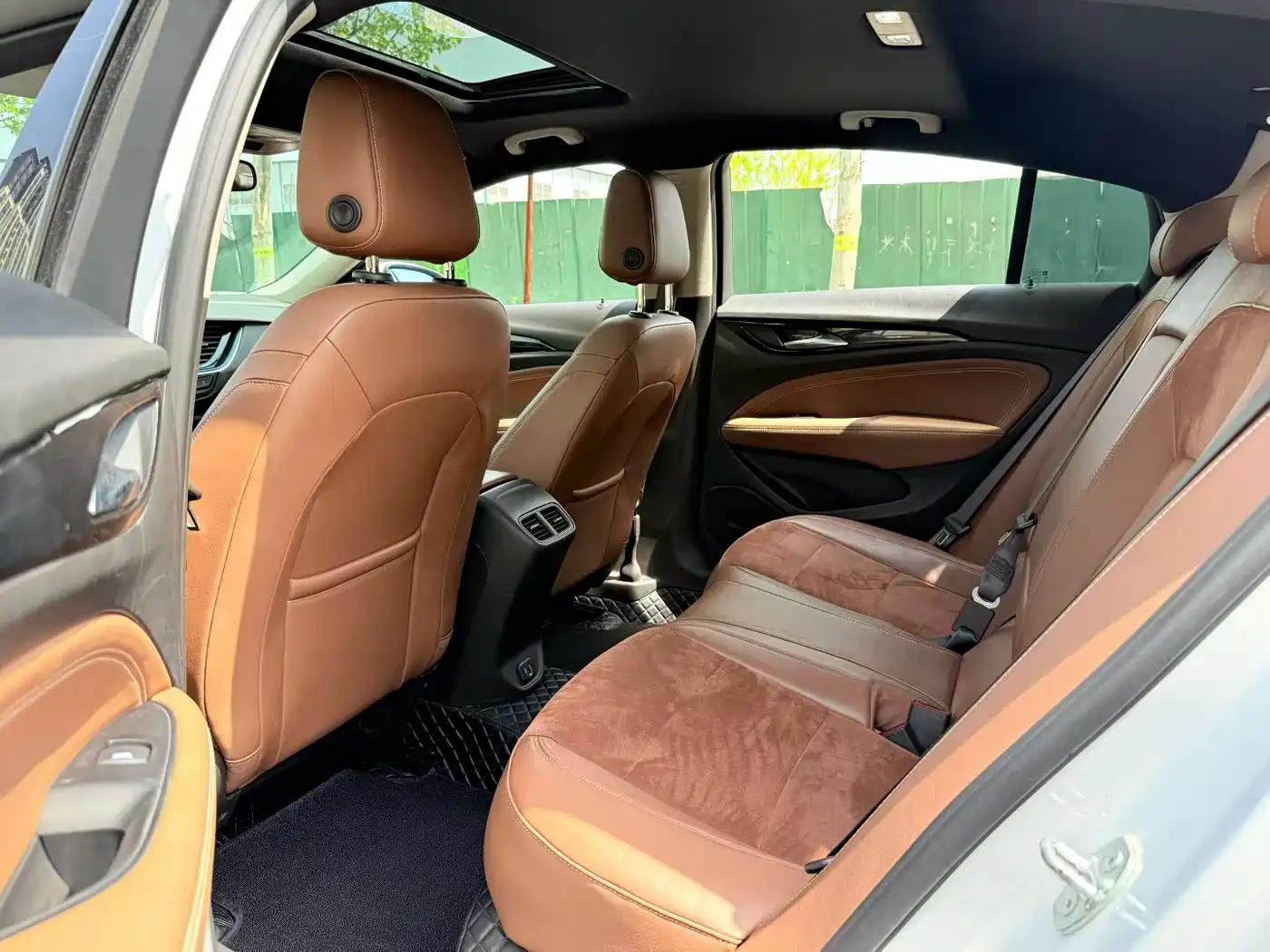 Buick Regal 2020 552T Luxury фото 6