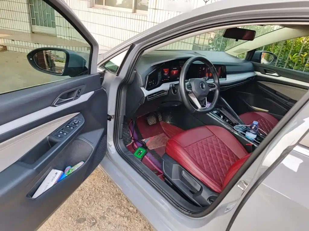 Volkswagen Golf 2024 2023 Facelift 280TSI DSG Pro