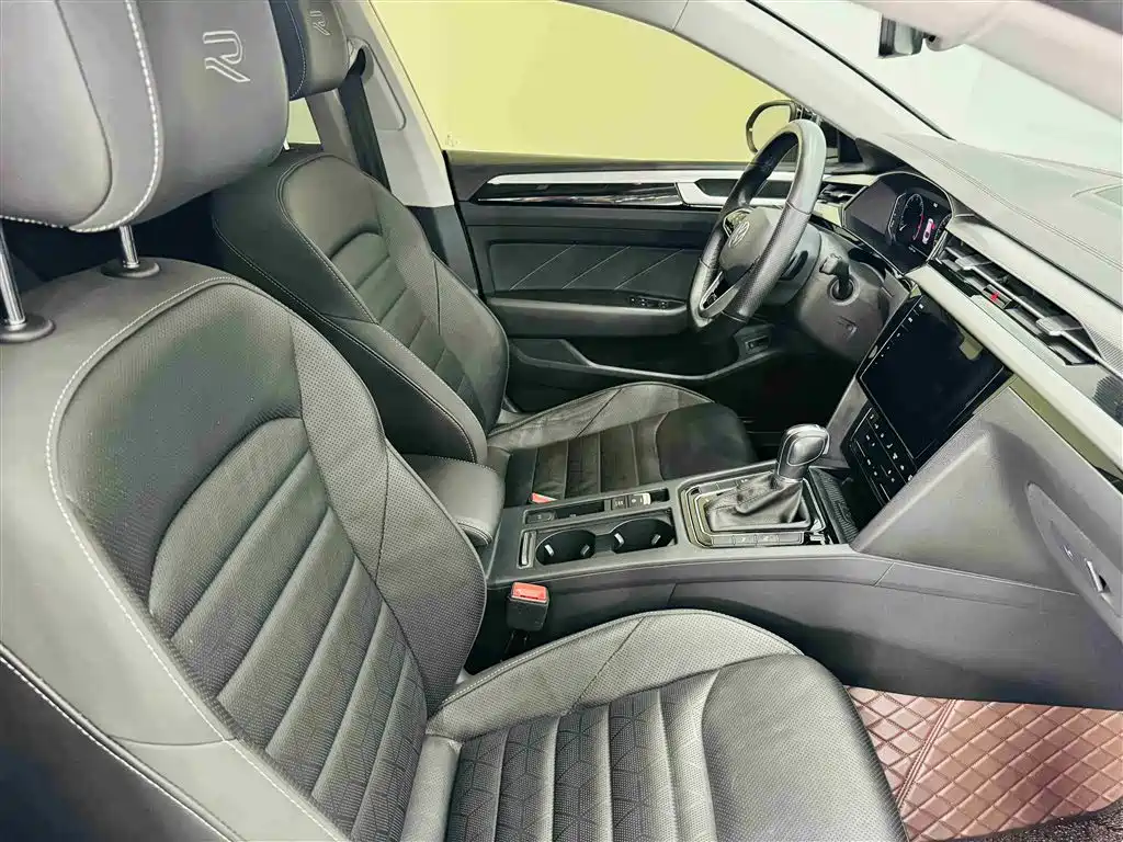 Volkswagen FAW-Volkswagen CC 2021 380TSI Eye-catching Edition фото 24