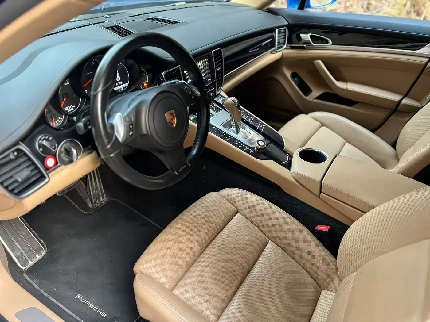 Porsche Panamera 2016 Panamera Edition 3.0T фото 6