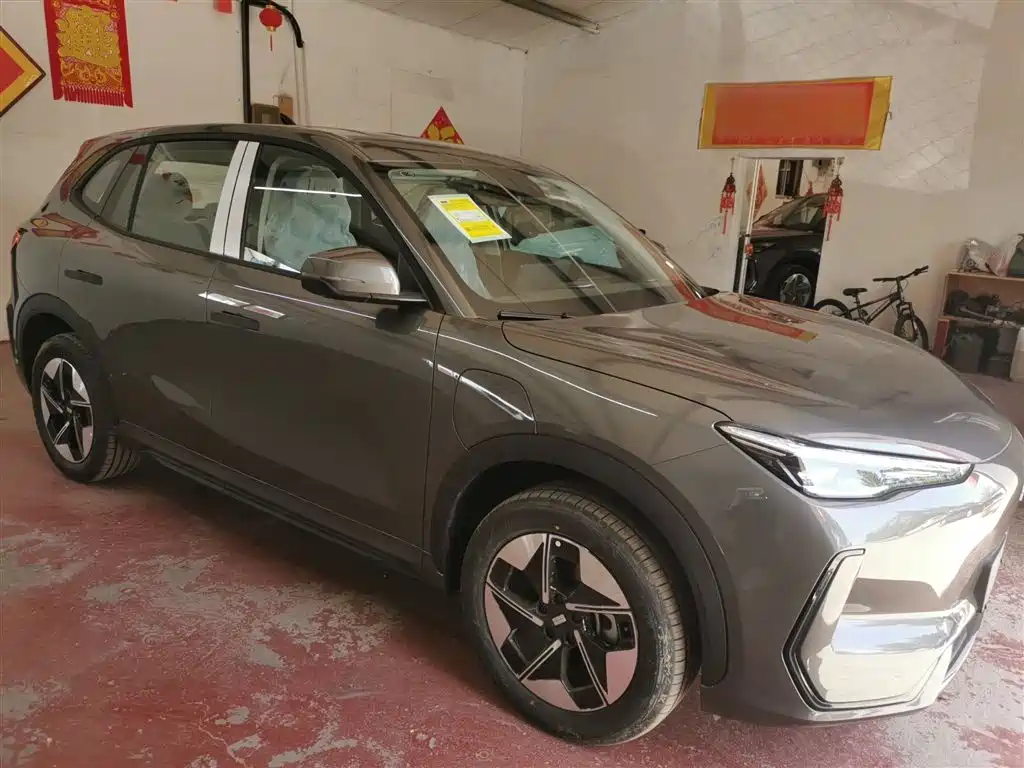 Geely Galaxy Galaxy E5 2026 530km Voyager Edition фото 4