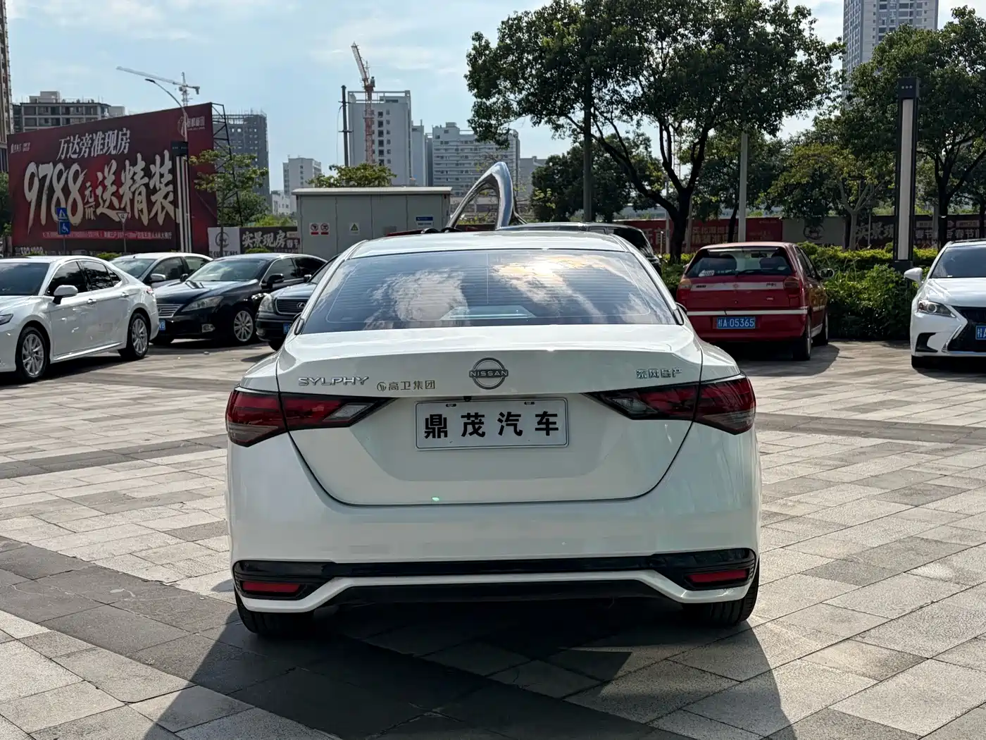 Nissan SYLPHY, миниатюра 4