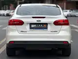 Photo 14 - Ford Focus