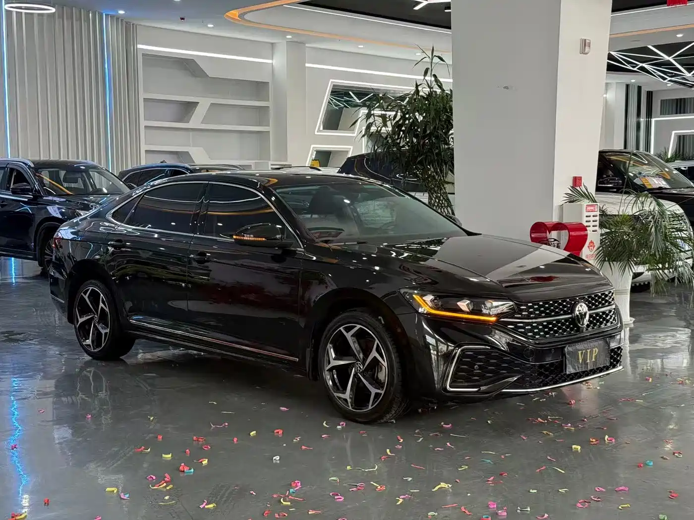 Фото 3 - Volkswagen Passat