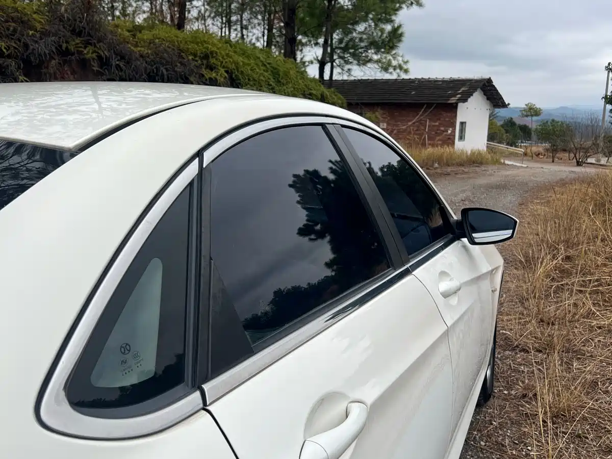BAIC Senova D50 2015 2014 1.5L Manual Comfort