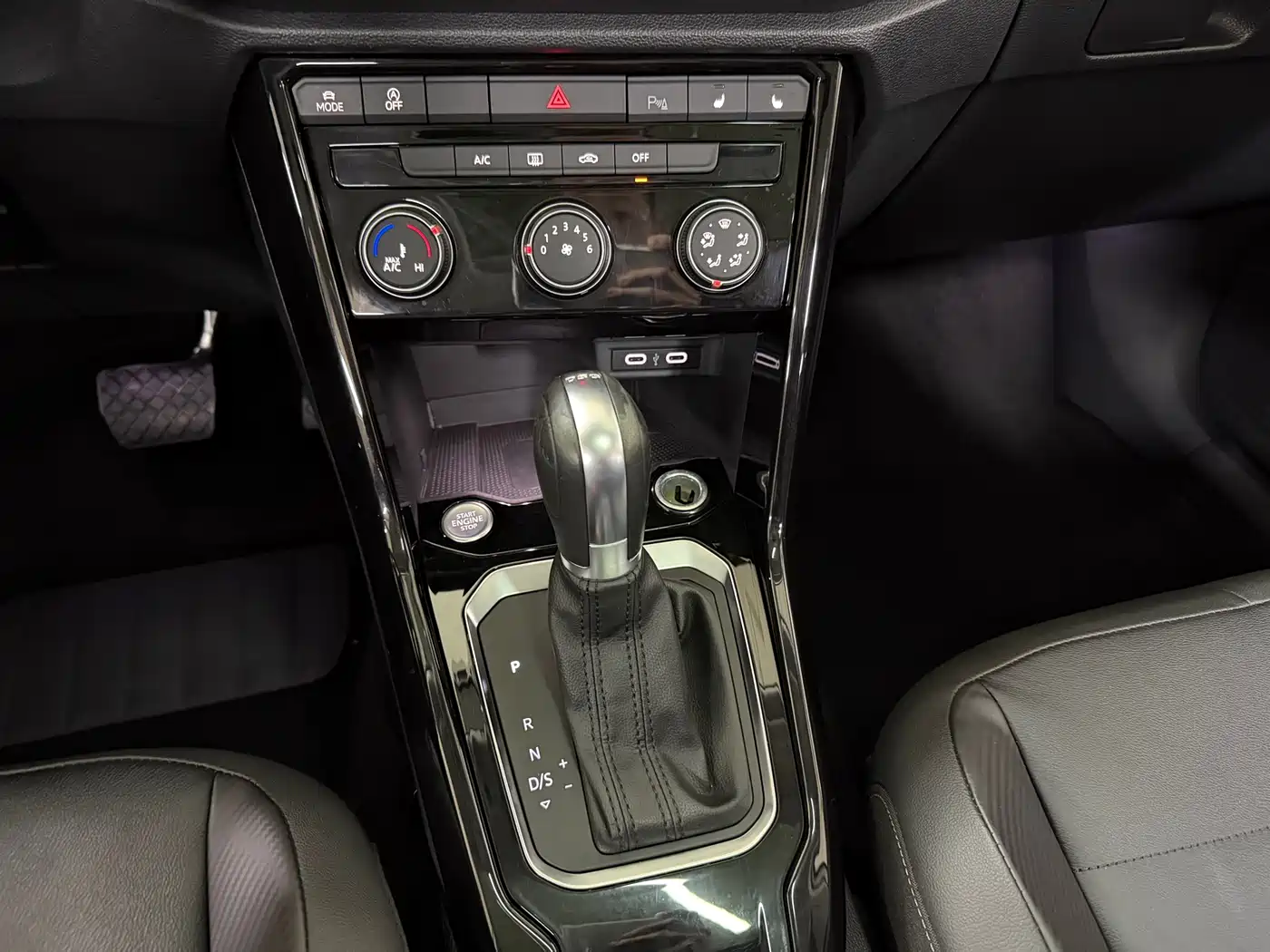 VOLKSWAGEN T ROC EXPLORING SONGS