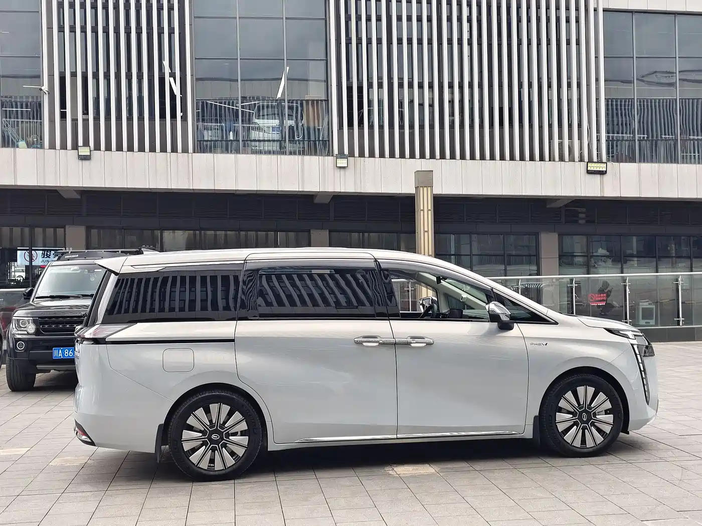 GAC Trumpchi Trumpchi E8 NEV 2024 150km Soaring Glory+ фото 4