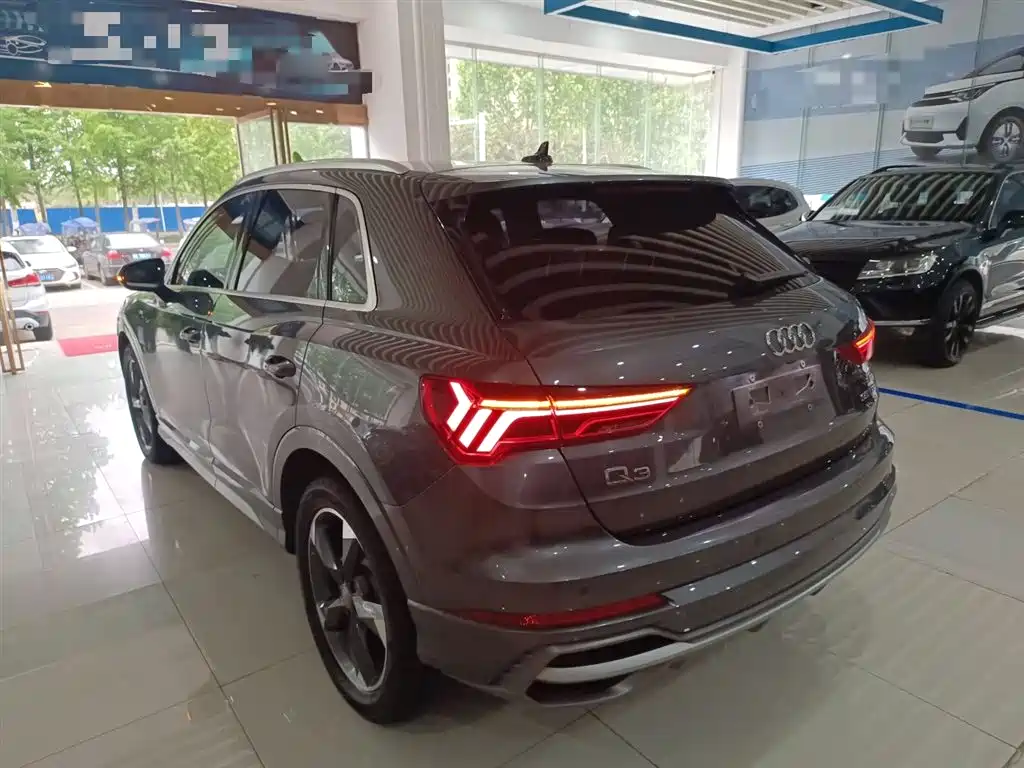 Audi Q3 2021 35 TFSI Fashion Sport фото 5