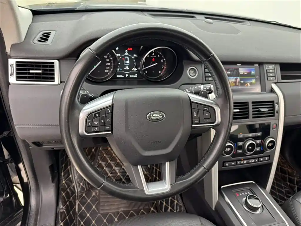 Land Rover Discovery Sport 2019 240PS SE Edition China VI фото 14