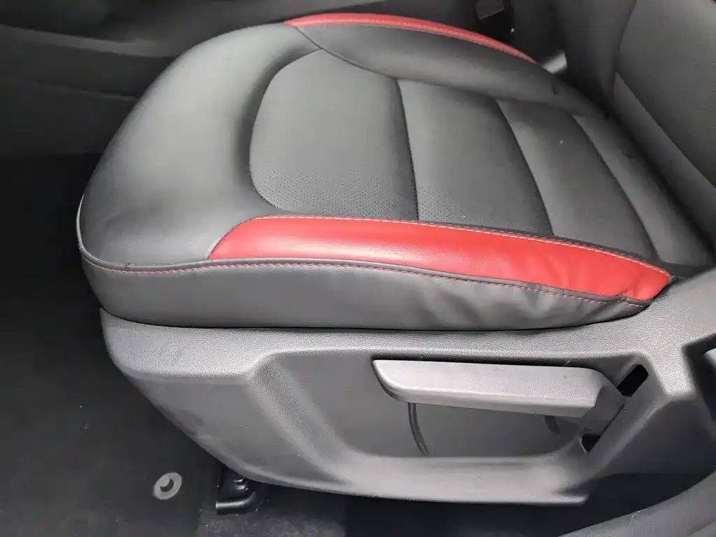 Geely Emgrand GS 2021 2020 1.4T CVT Elegance