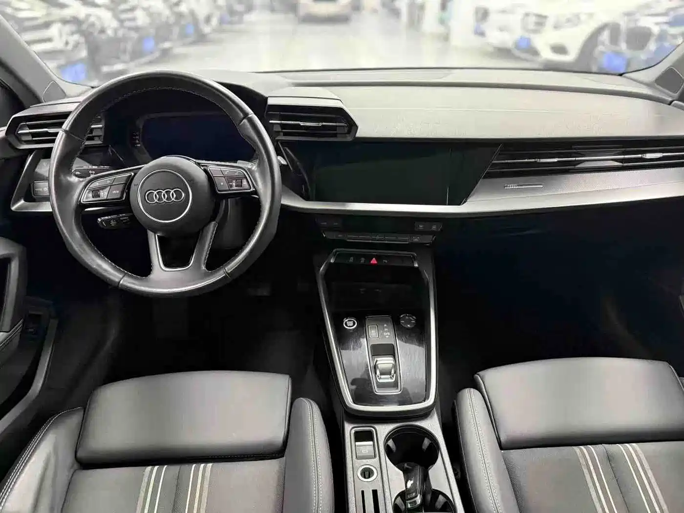 Audi A3 2023 Facelift A3L Limousine 35 TFSI Progressive Elegance фото 5