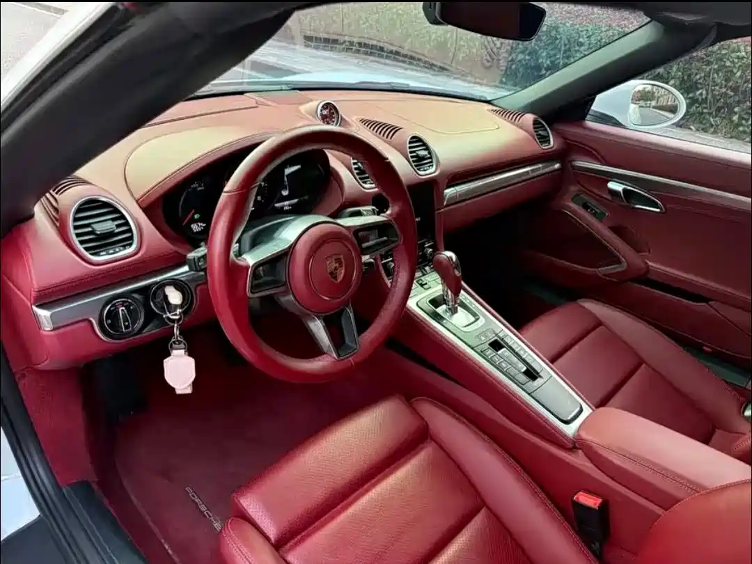 Porsche 718 2016 Boxster 2.0T фото 4