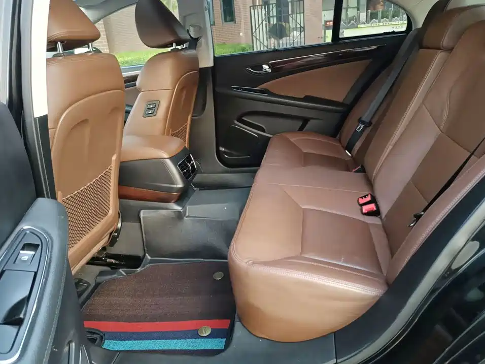 Hongqi H7 2017 2015 3.0L Premium