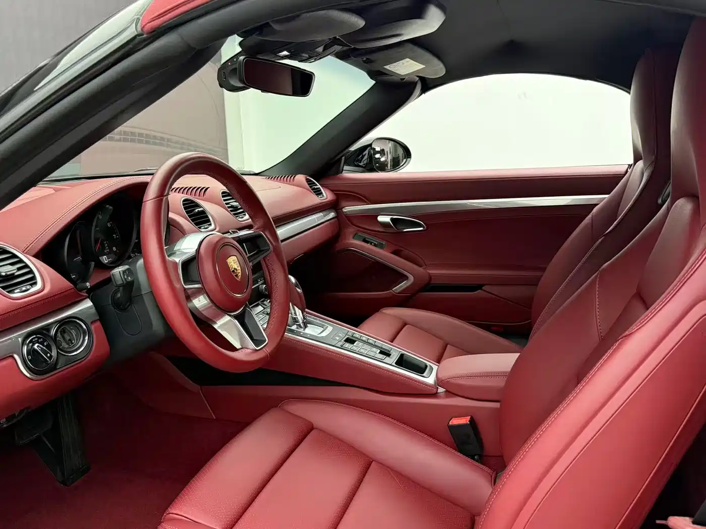 Porsche 718 2022 Boxster 2.0T фото 9
