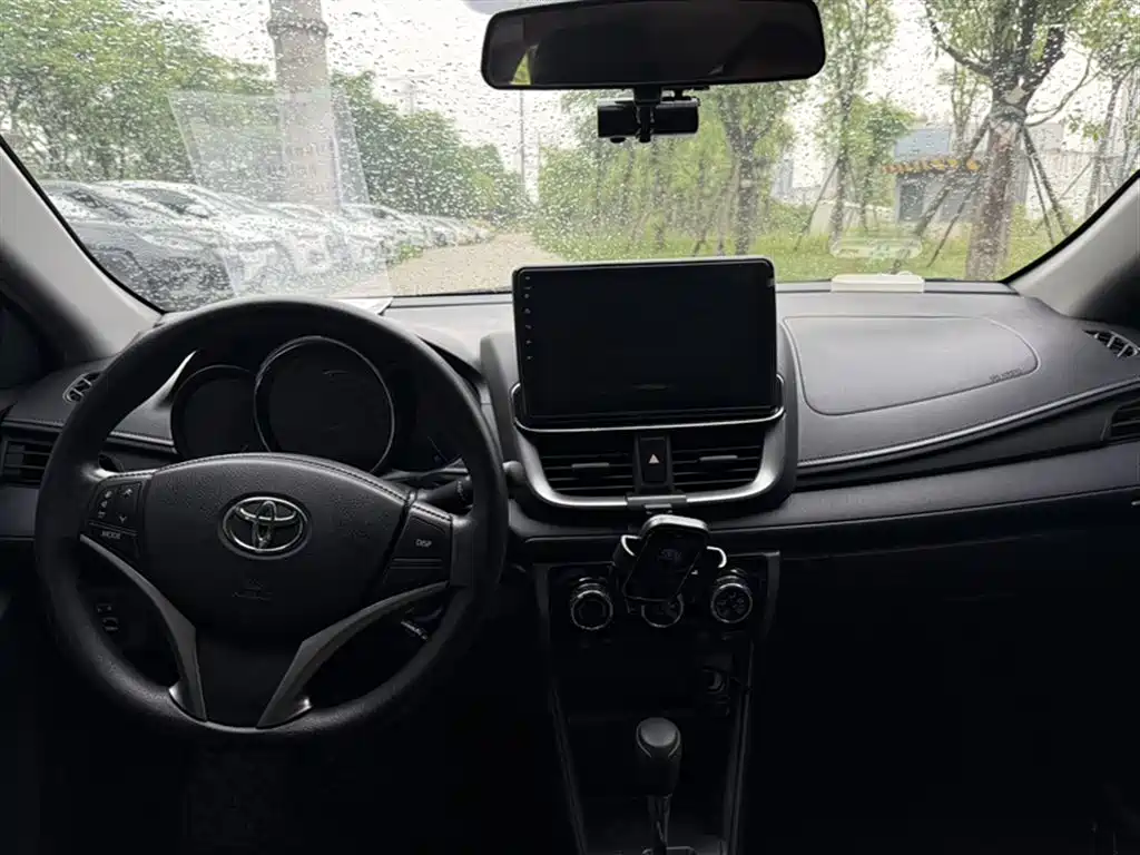 Toyota YARiS L Zhi Xuan 2022 Zhi Xuan X 1.5L CVT Leading PLUS Edition фото 6