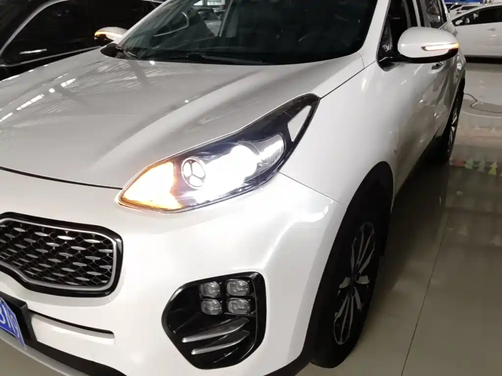Kia KX5 2018 2017 1.6T Automatic 2WD 15th Anniversary Special DLX