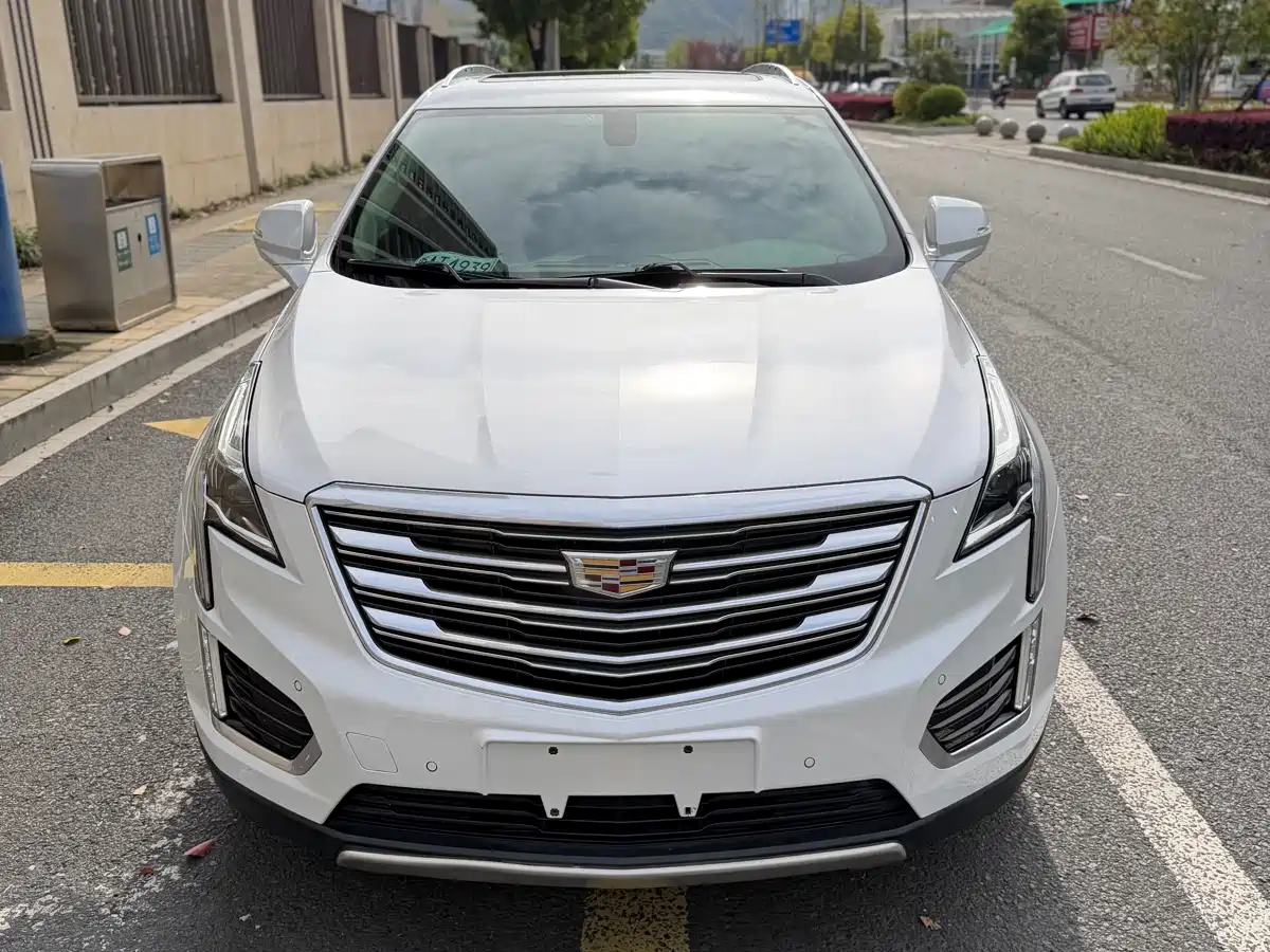 Cadillac XT5 2016 28T AWD Luxury Model фото 7