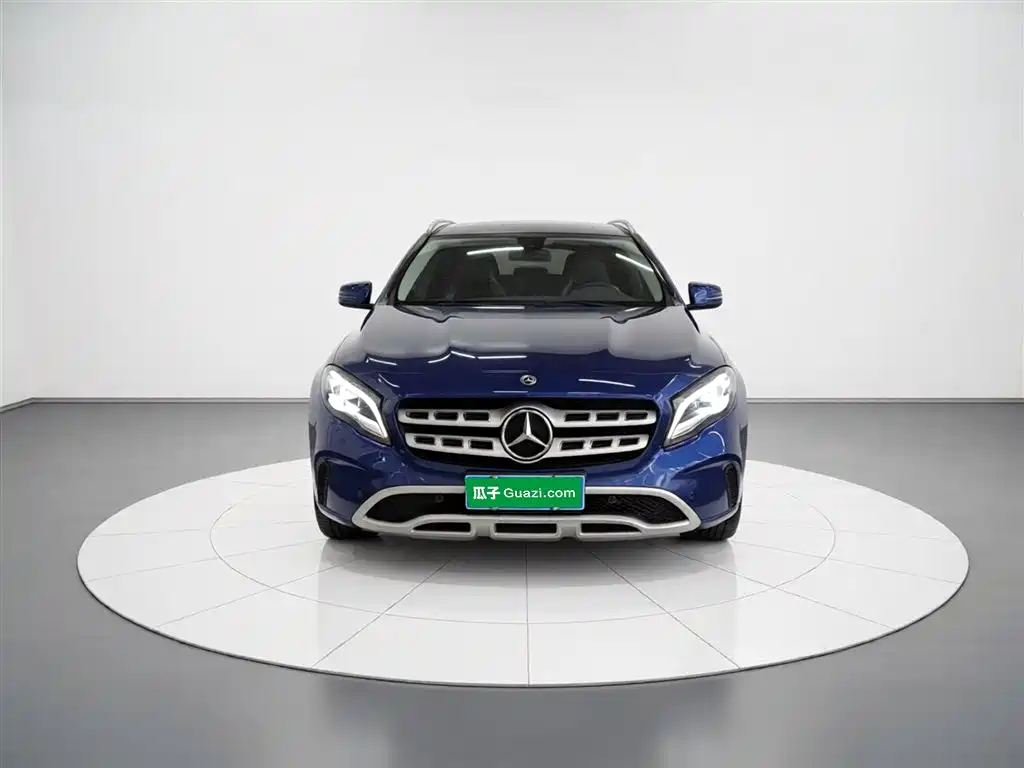 Mercedes-Benz GLA 2018 GLA 200 Fashion фото 3