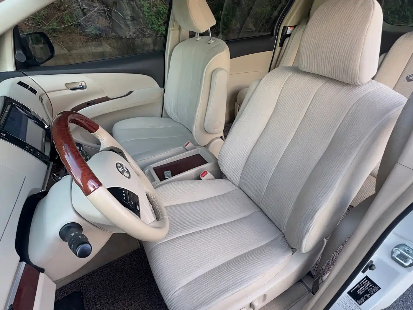 Toyota Previa 2017 2012 2.4L 7-Seater Luxury Edition