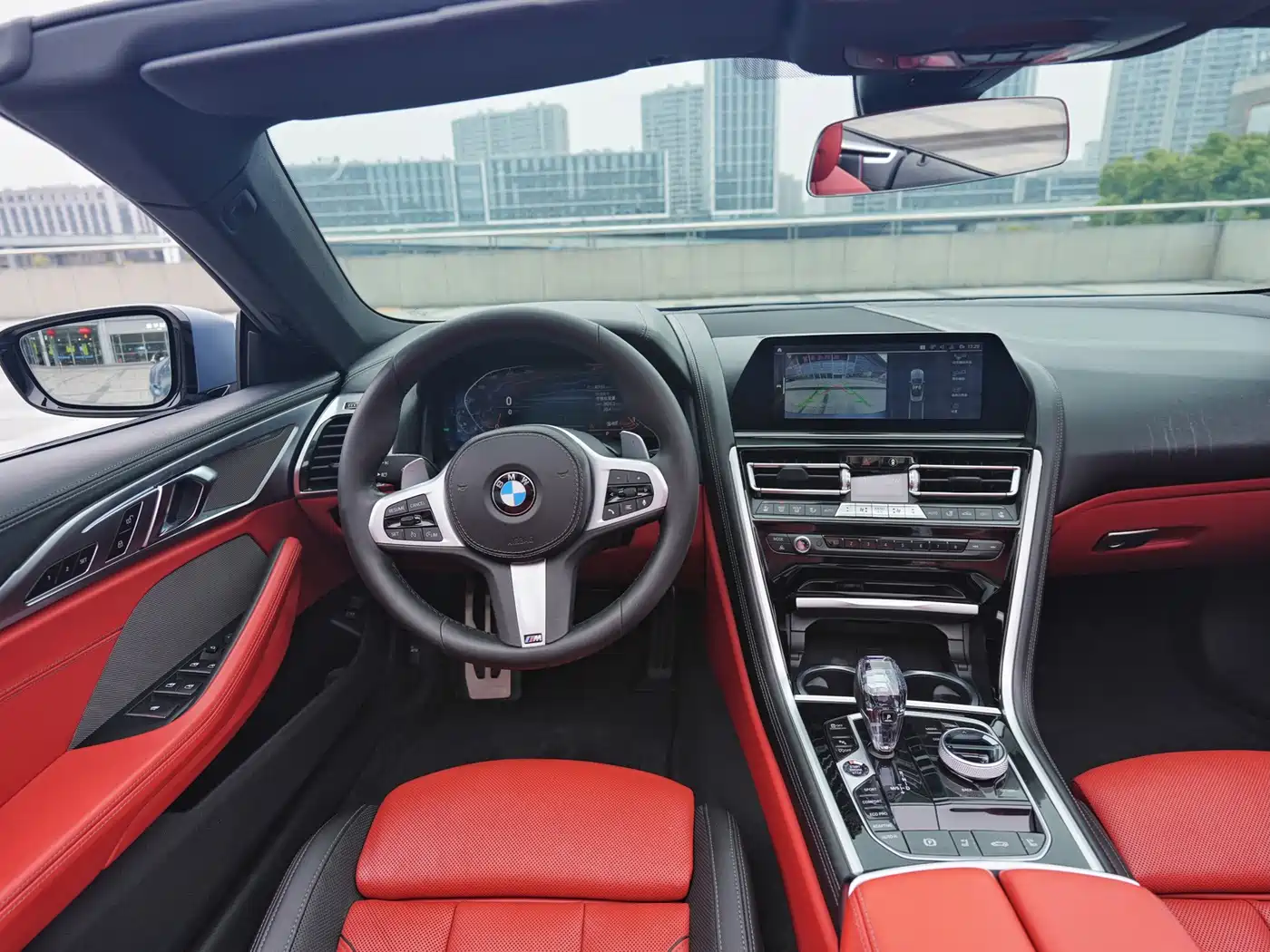 Фото 11 - BMW 8 Series