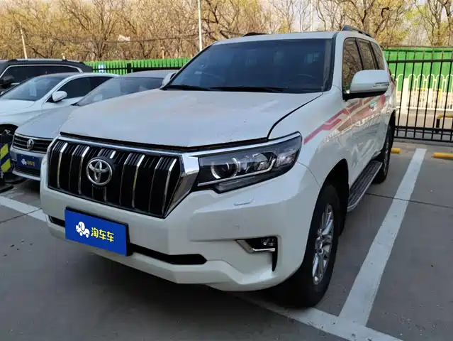 TOYOTA PRADO