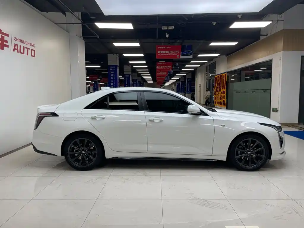 Cadillac CT4 2023 2022 28T Premium