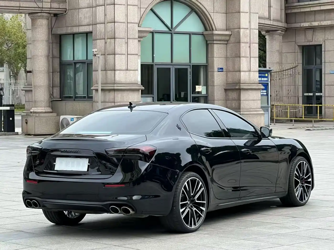 Maserati Ghibli 2021 2.0T Edge Edition фото 9