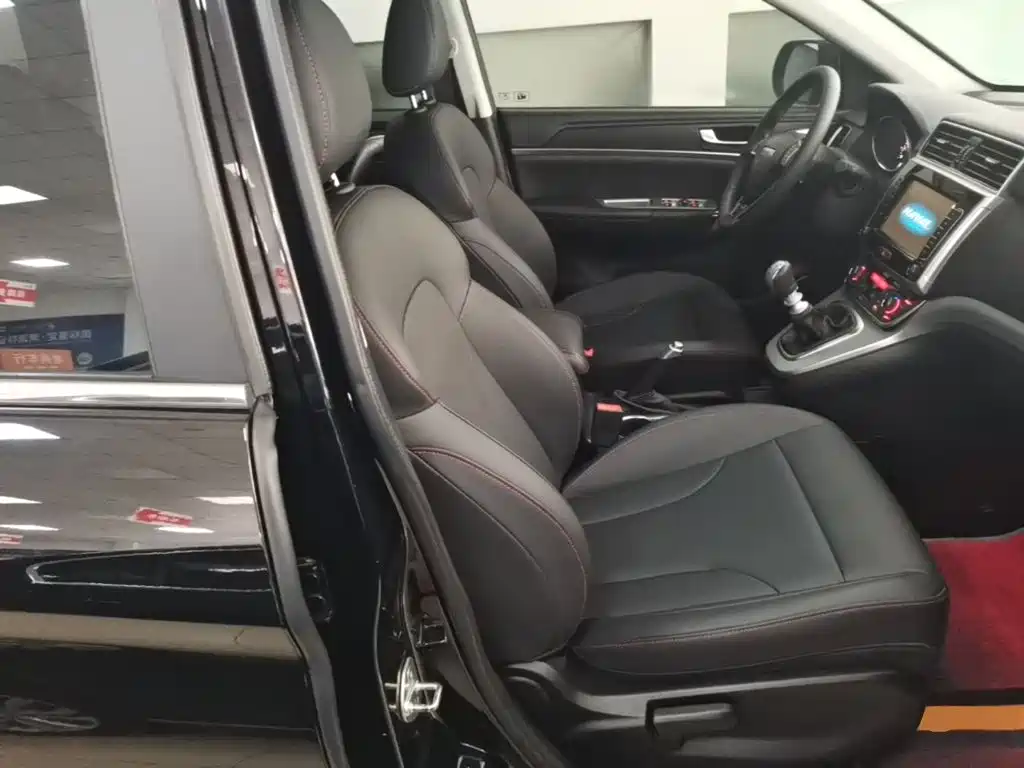 Фото 25 - Haval M6