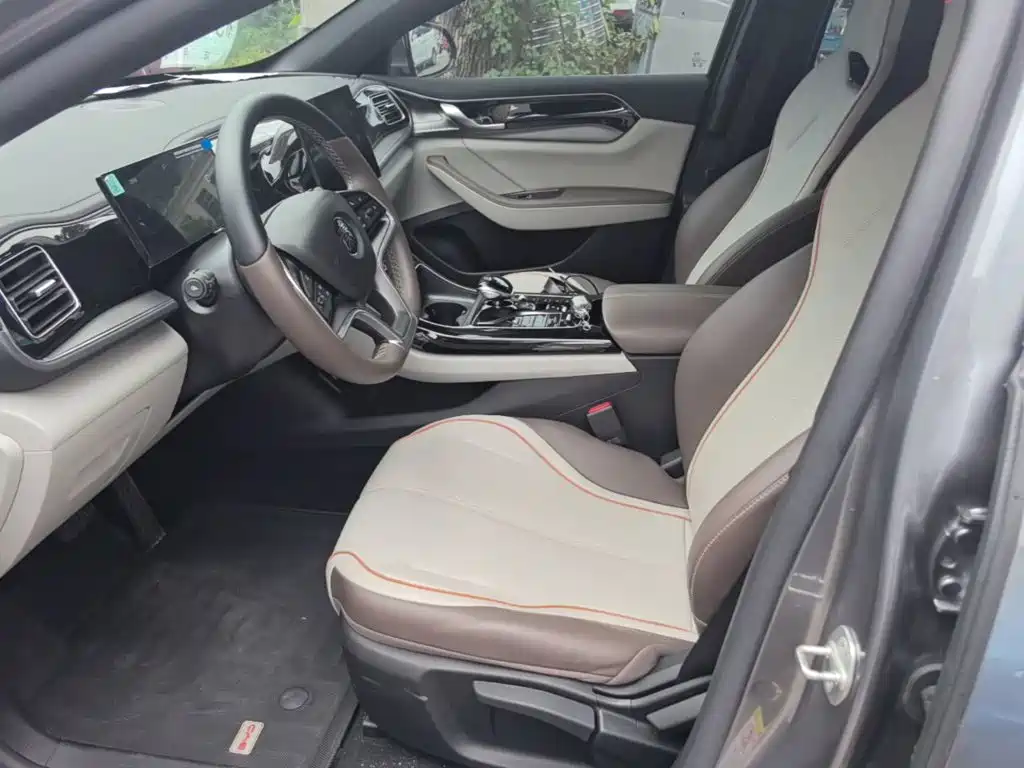Photo 15 - BYD Qin PLUS