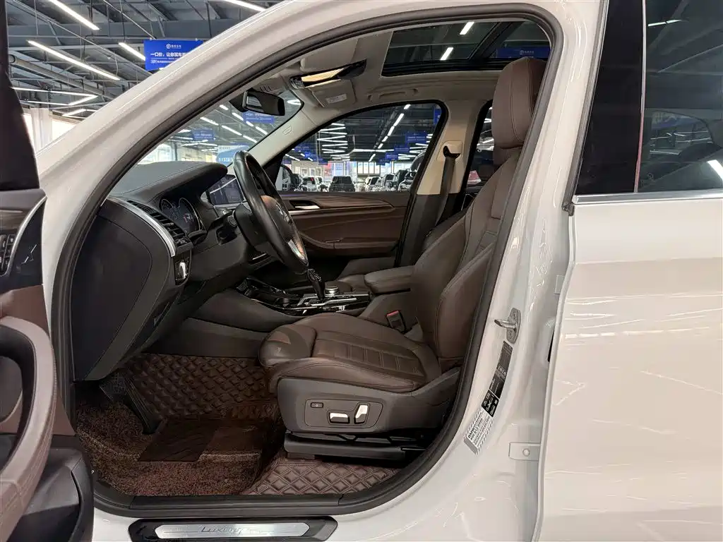 BMW X3 2019 xDrive28i Luxury Package фото 4