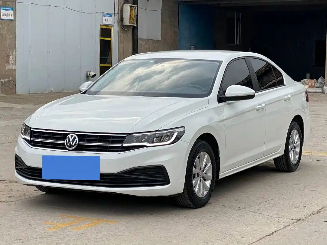 Volkswagen Bora 2018 1.5L Automatic Fashion