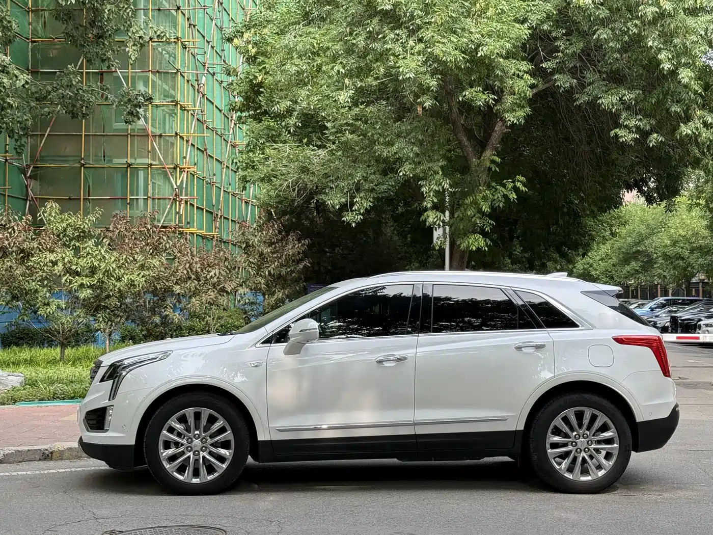 Cadillac XT5 2018 28E 4WD Platinum Edition фото 4