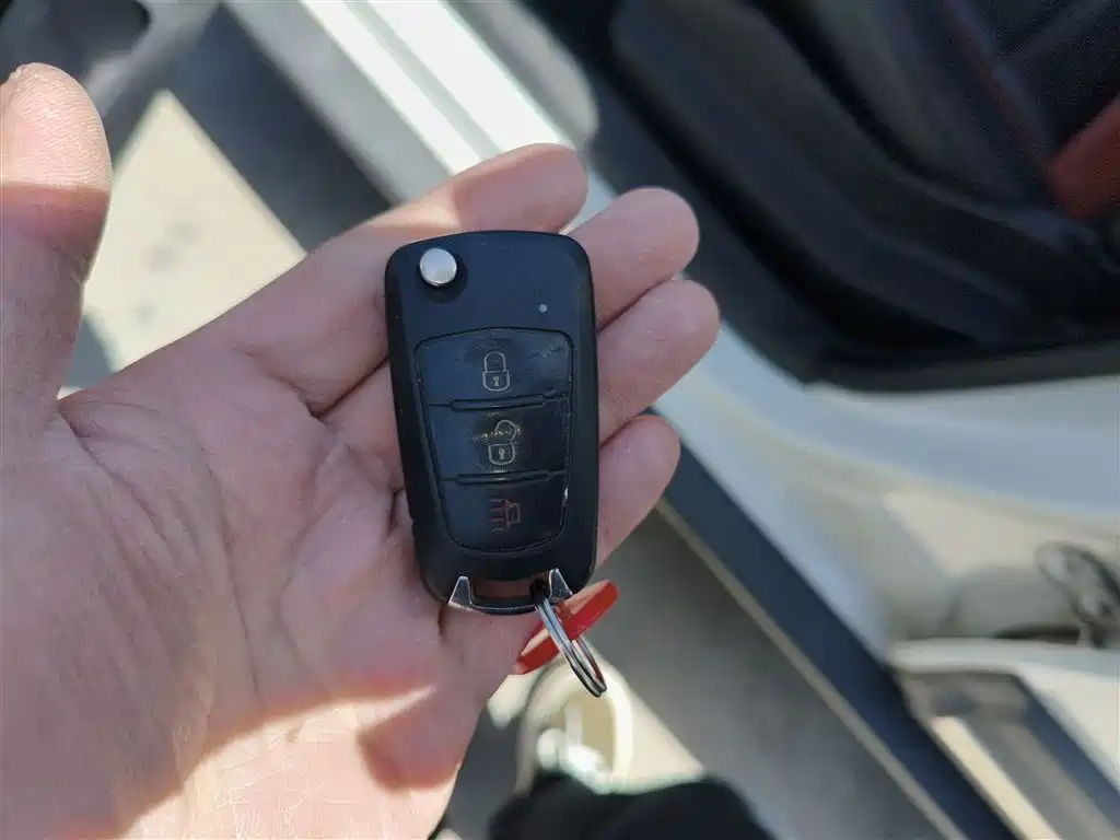 Haval H1 2015 1.5L Manual Urban фото 9