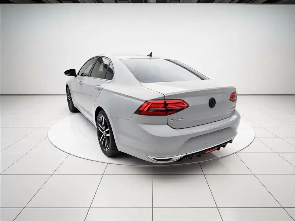 Volkswagen Lamando 2021 280TSI DSG Comfort Edition фото 5