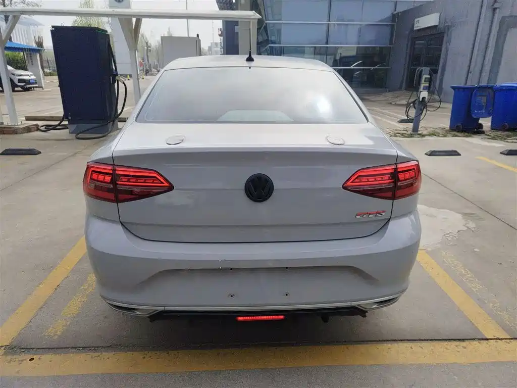 Volkswagen Lamando 2021 280TSI DSG Comfort Edition фото 6
