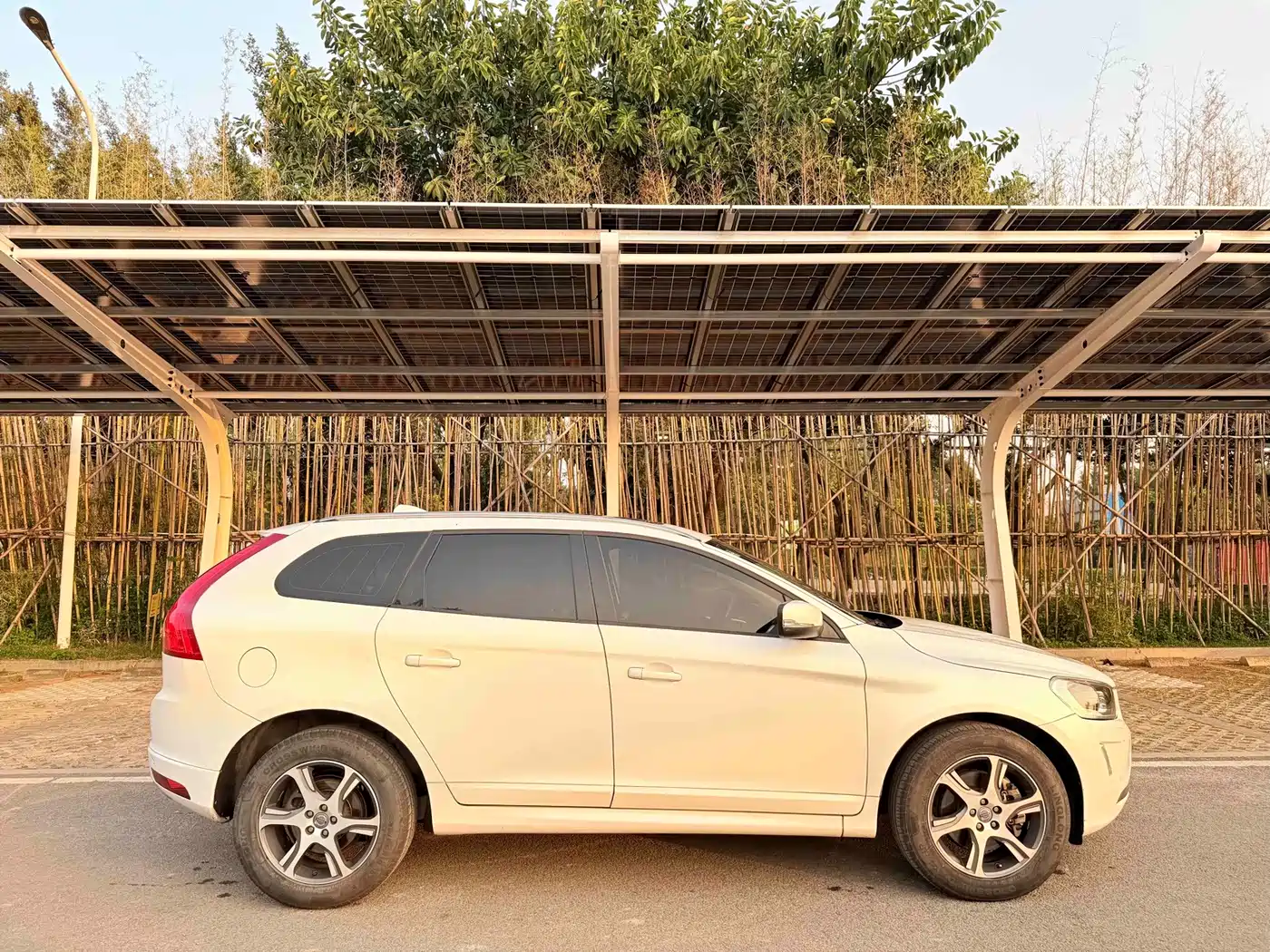 Volvo XC60 (Import) 2014 2014 T5 Zhiyi Edition