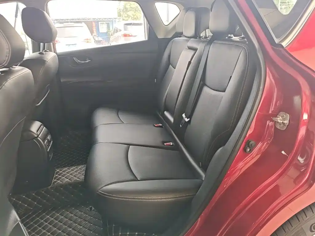 Nissan Tiida, миниатюра 17