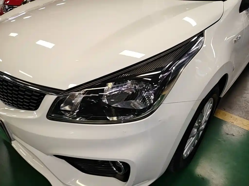 Фото 24 - Kia K2
