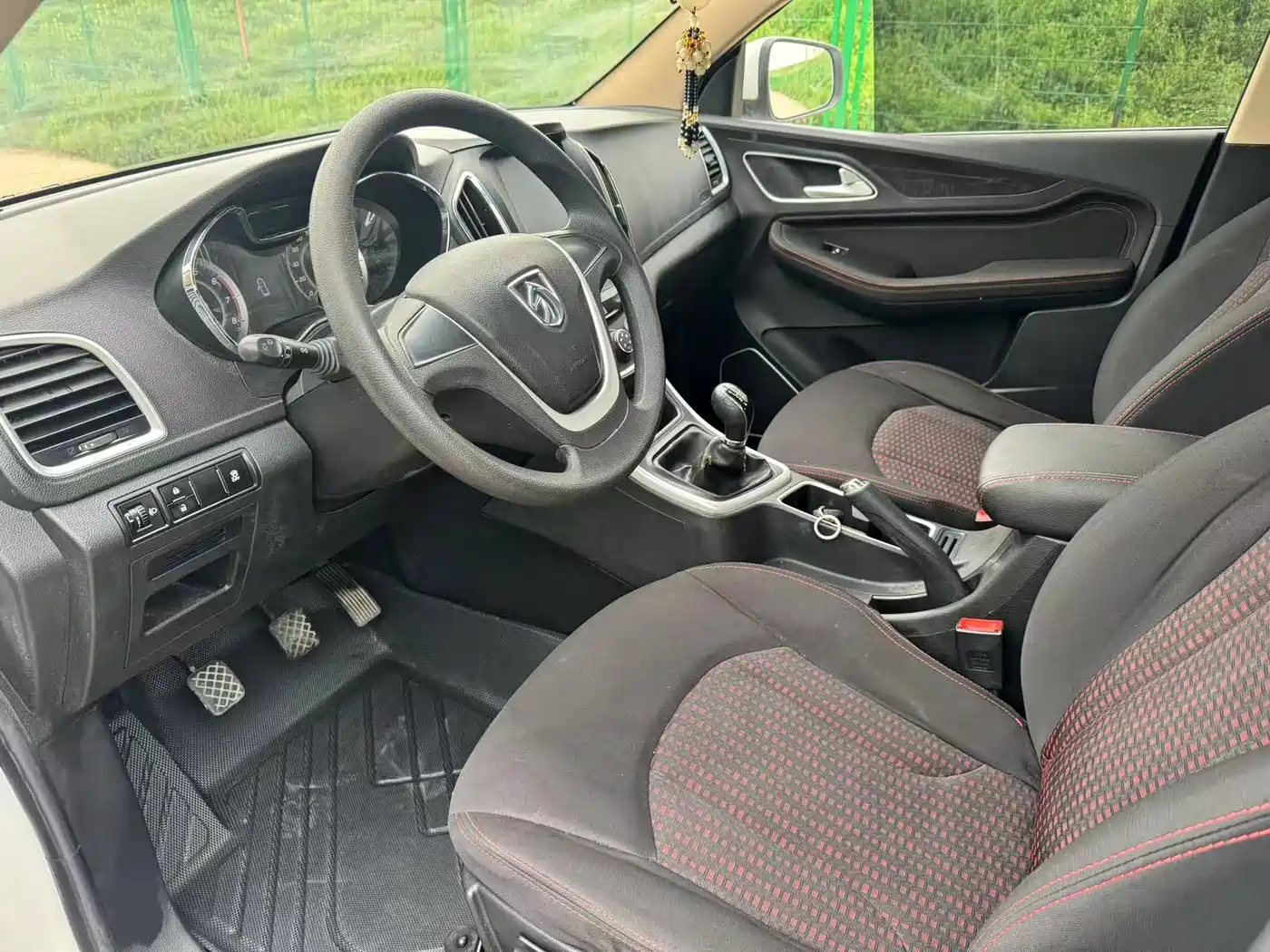 Baojun 560 2017 2016 1.8L Manual Value
