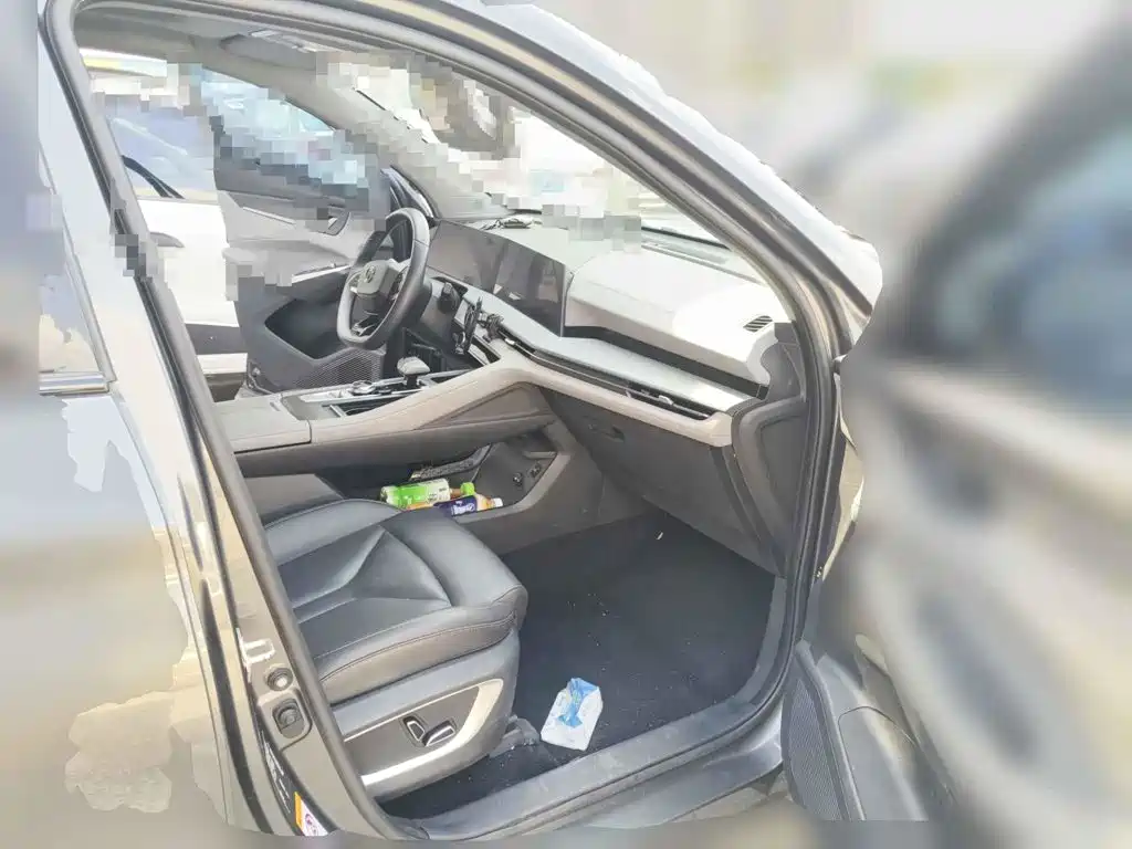Photo 13 - Changan CS75 PLUS