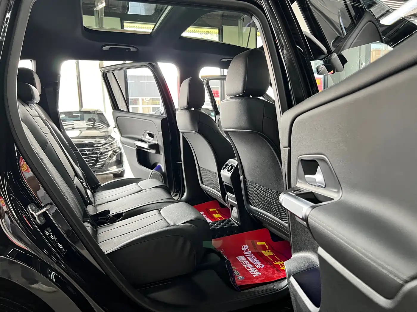Mercedes-Benz GLB 2023 GLB 220 Dynamic фото 10
