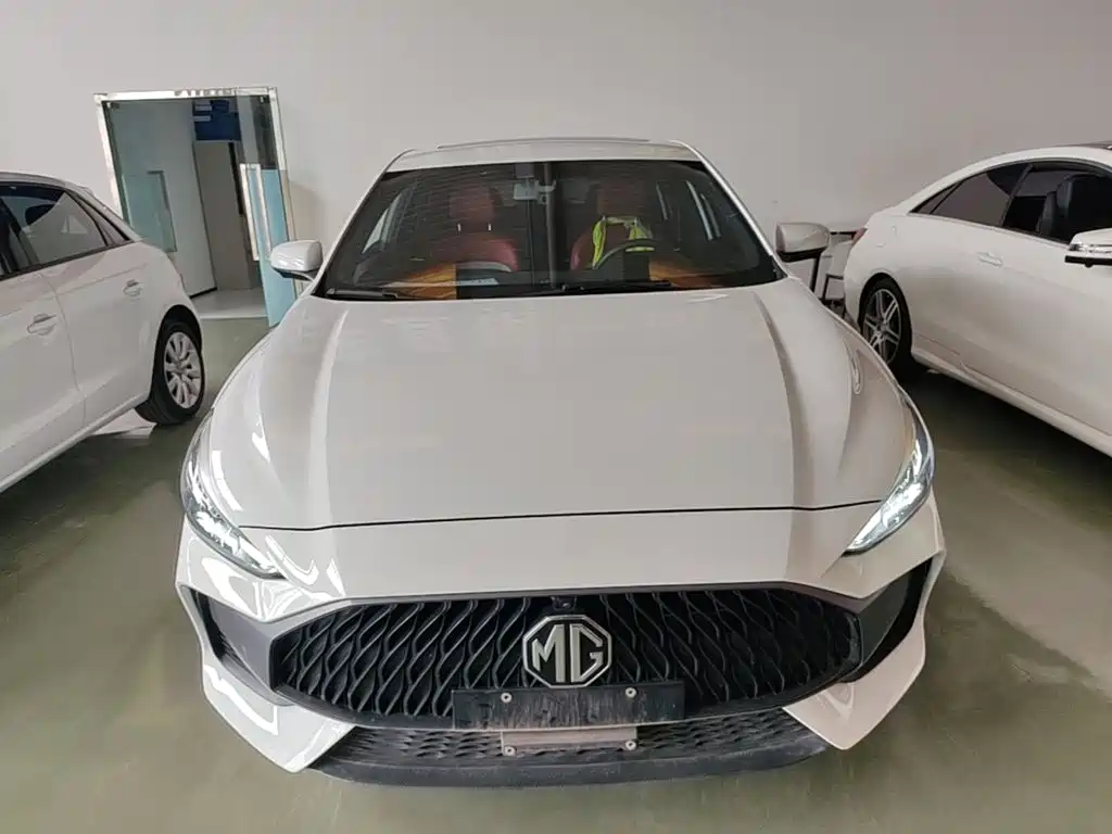 MG MG5 2024 2023 180DVVT CVT Luxury Edition