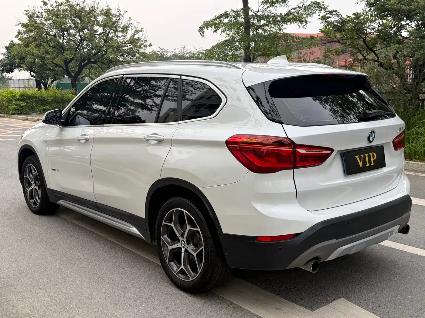 BMW X1 2018 xDrive20Li Premium Model фото 9