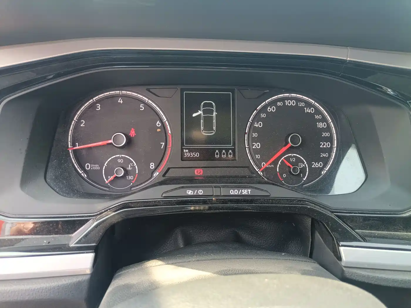 Volkswagen Polo 2019 Plus 1.5L Automatic Colorful Tech Edition фото 10