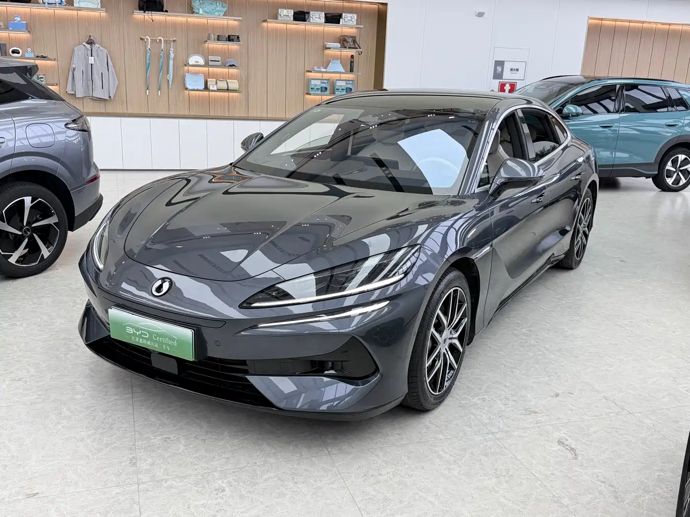 Denza Z9 2024 2024 Model 1100km AWD Max Edition