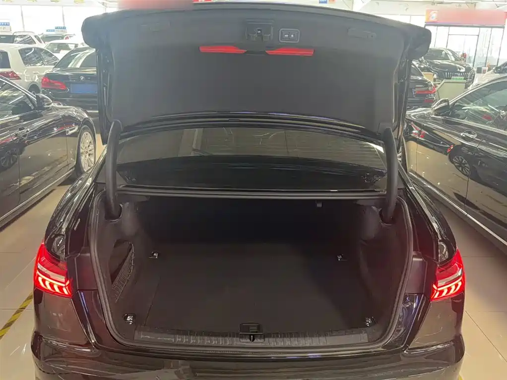 Audi A6L 2023 Facelift 45 TFSI Premium Elegance фото 13