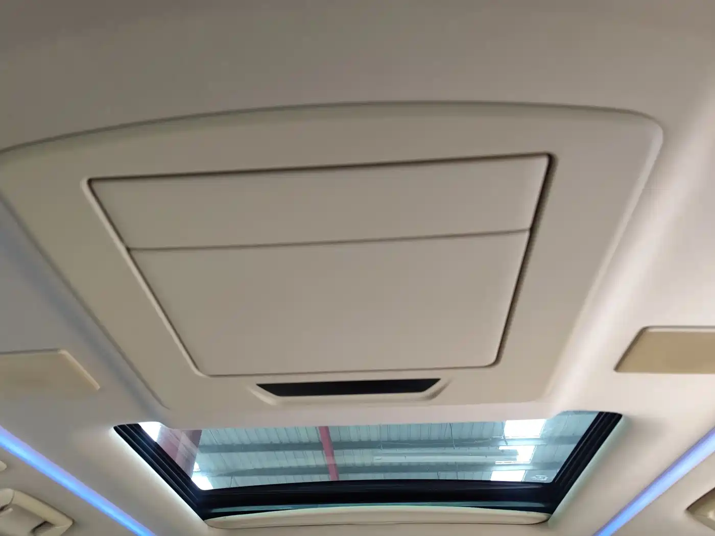 Toyota Alphard 2018 3.5L Luxury фото 13