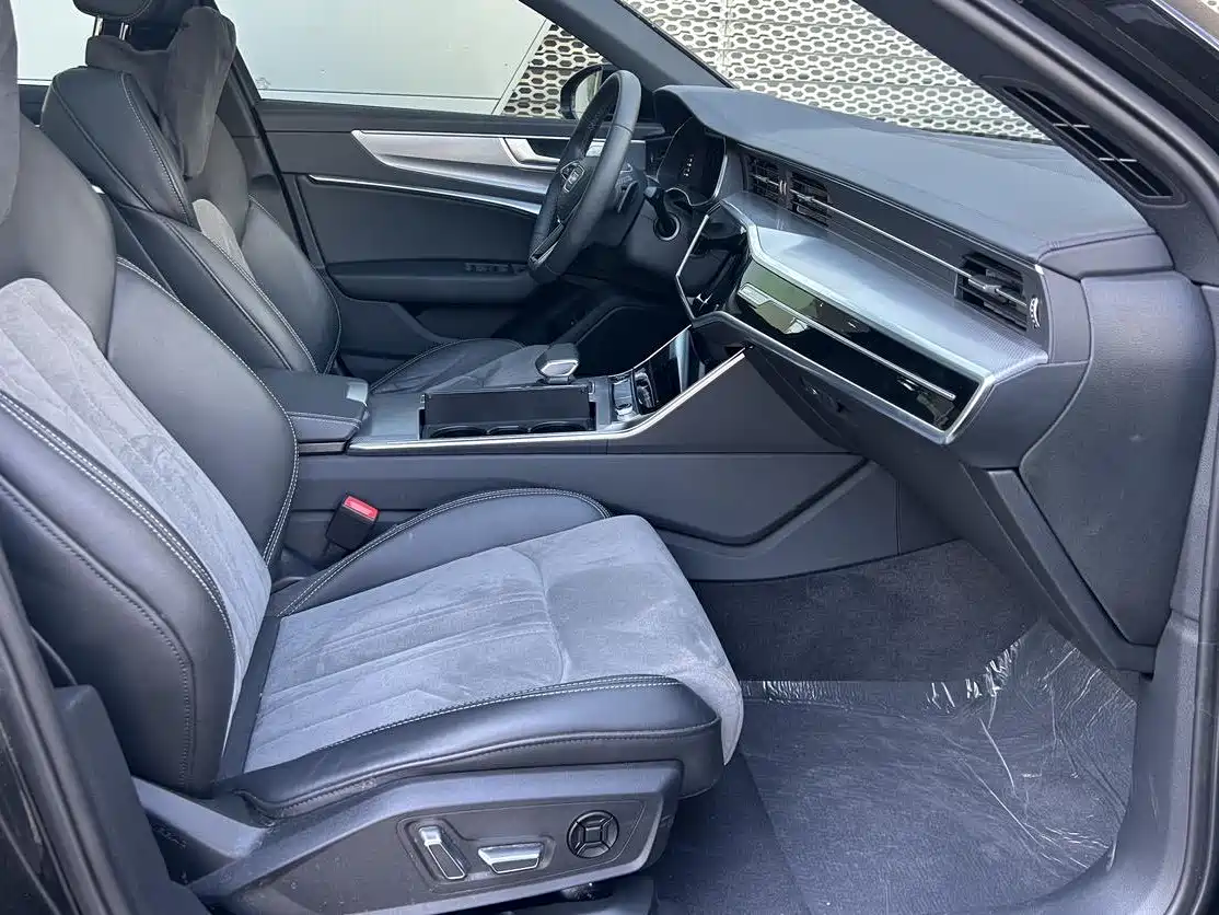 Audi A6L 2023 45 TFSI Premium Selection Dynamic фото 9