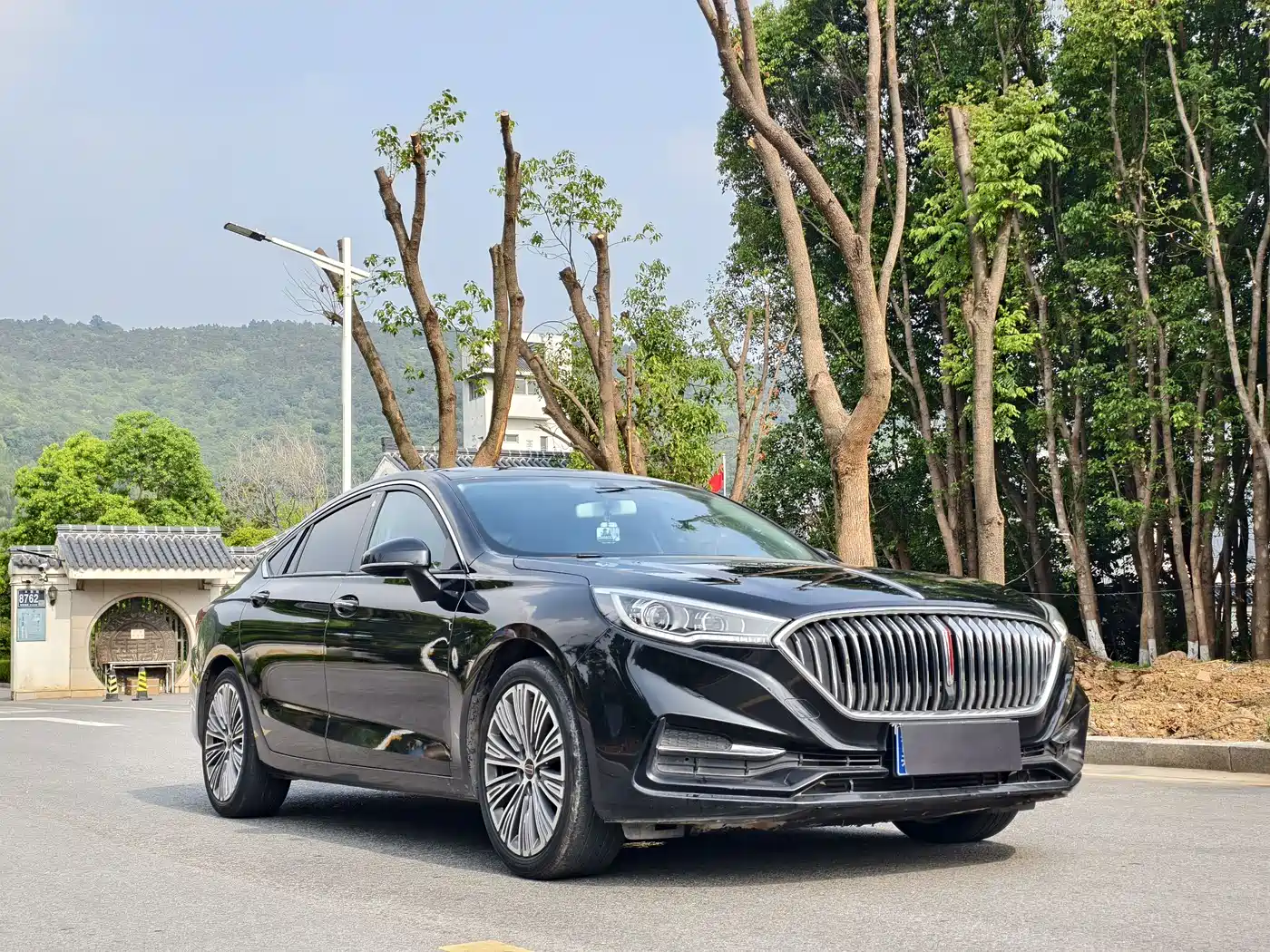 Hongqi H5 2022 Classic Facelift 1.5T DCT Flag Rhythm Edition фото 3